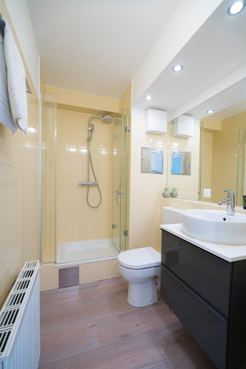 Thumb - Compact and chic: chic apartment near the subway station Rochusgasse num - 13