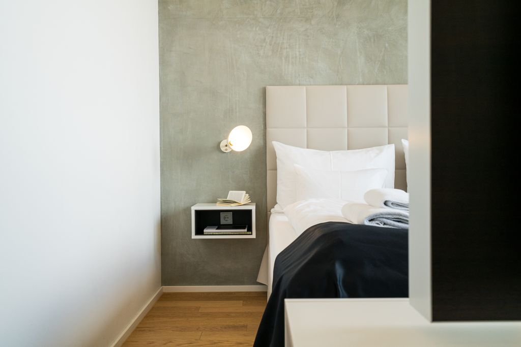 Thumb - Your tiny retreat in Vienna - bright space miracle on Triester Straße close to public transport num - 13