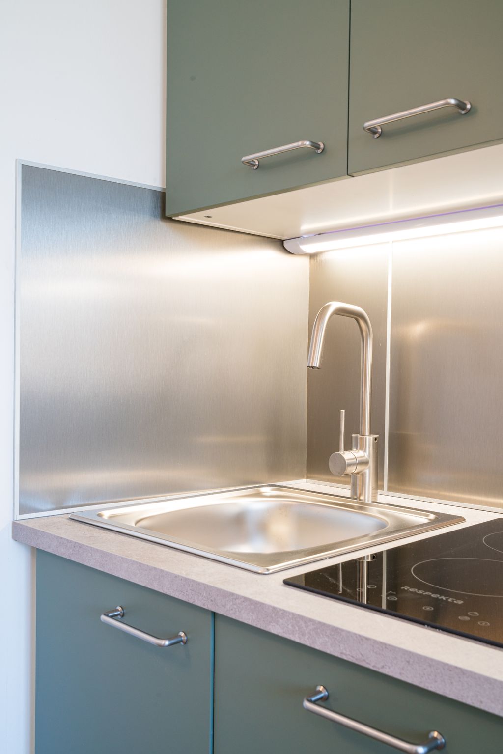 Thumb - High-Floor Studio on Landstraßer Hauptstraße – Rain Shower, Air Conditioning & Lift num - 9