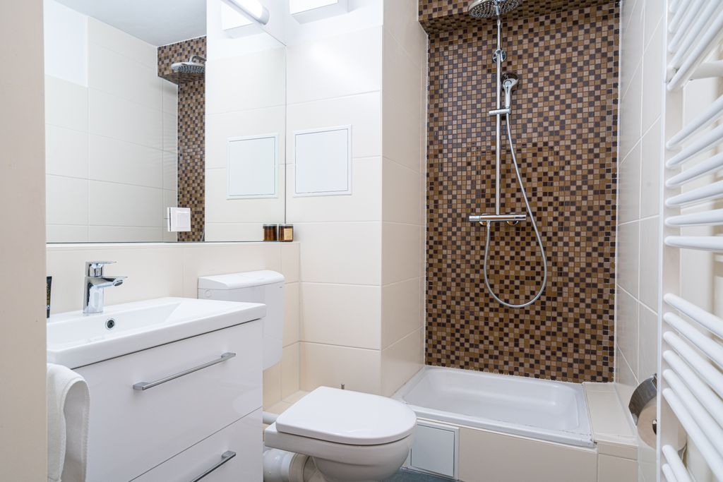 Thumb - High-Floor Studio on Landstraßer Hauptstraße – Rain Shower, Air Conditioning & Lift num - 16