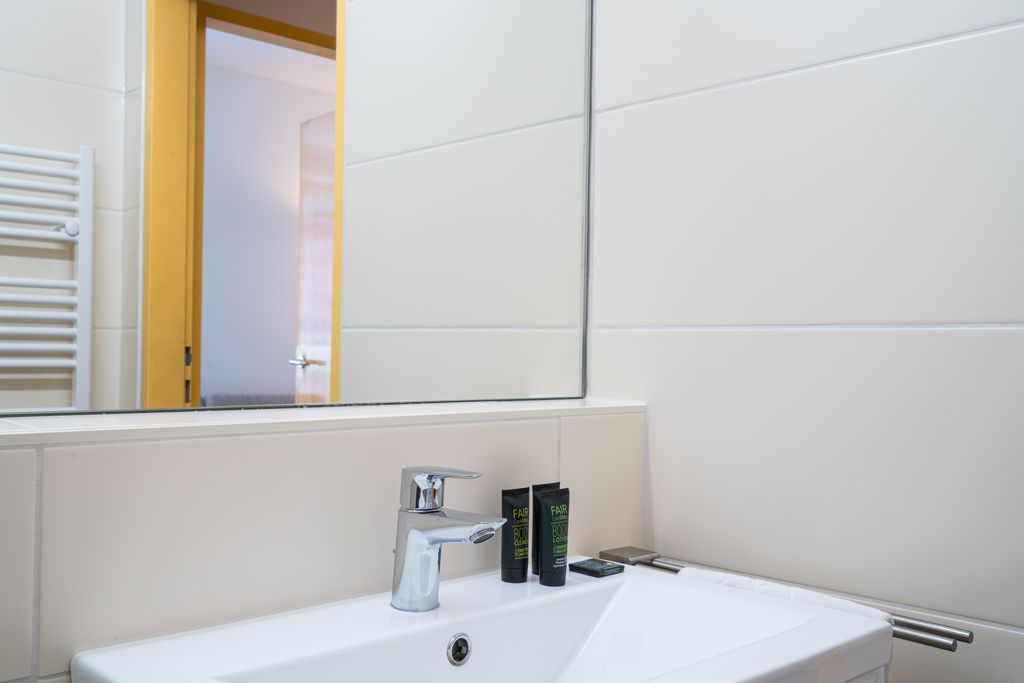 Thumb - Stylish Furnished Studio in Vienna's 3rd District – 7th Floor with Rain Shower & AC num - 23