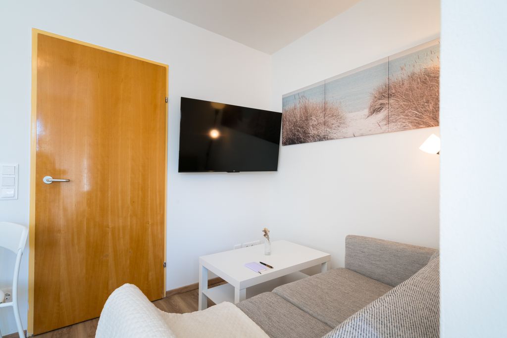 Thumb - Stylish Furnished Studio in Vienna's 3rd District – 7th Floor with Rain Shower & AC num - 13