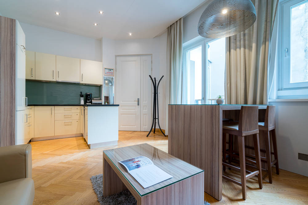 Thumb - Noble apartment with charme right at the U2 station Rathaus num - 4