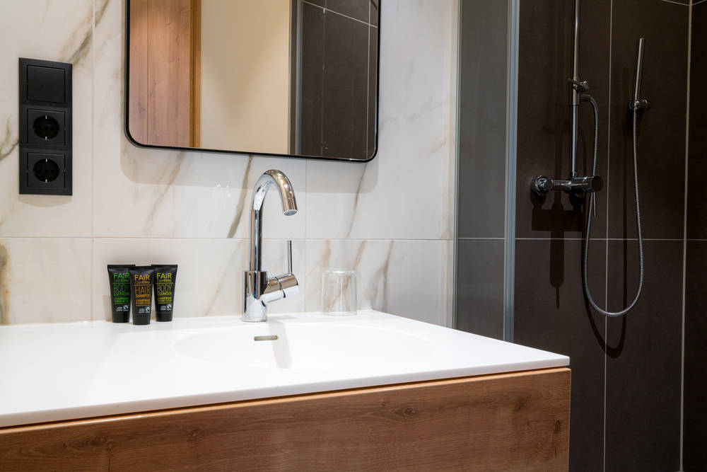 Thumb - Elegantly furnished accommodation with balcony and air conditioning num - 32