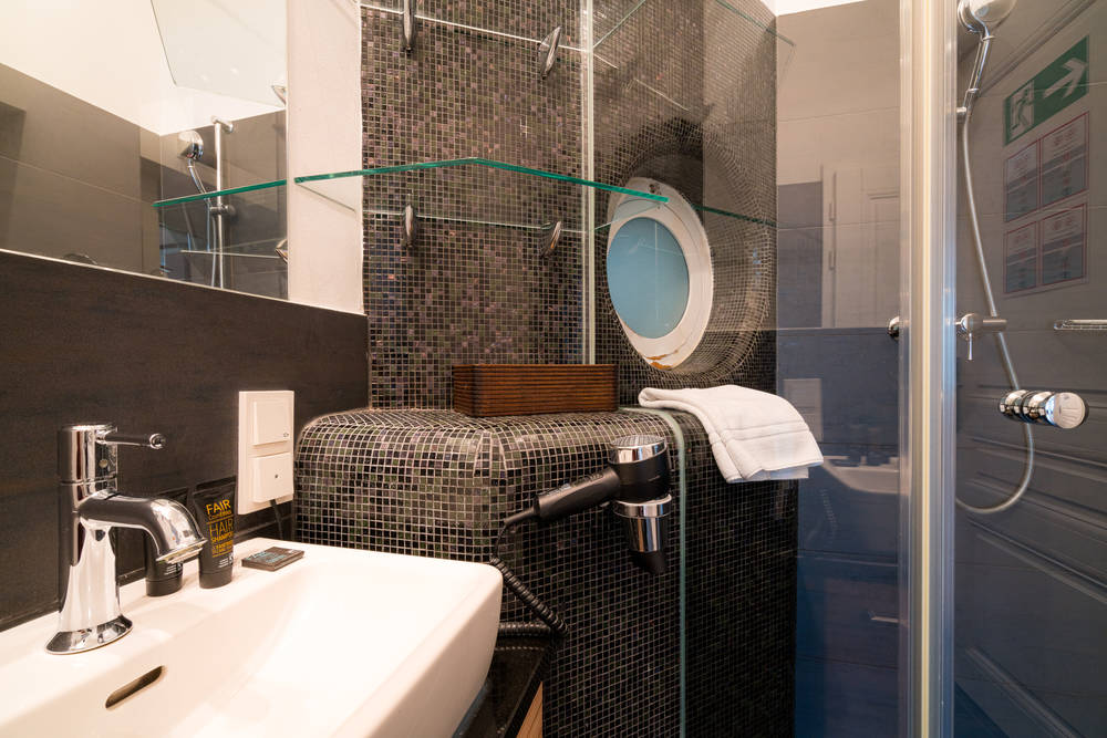 Thumb - Beaming maisonette with aircon close to town hall num - 23