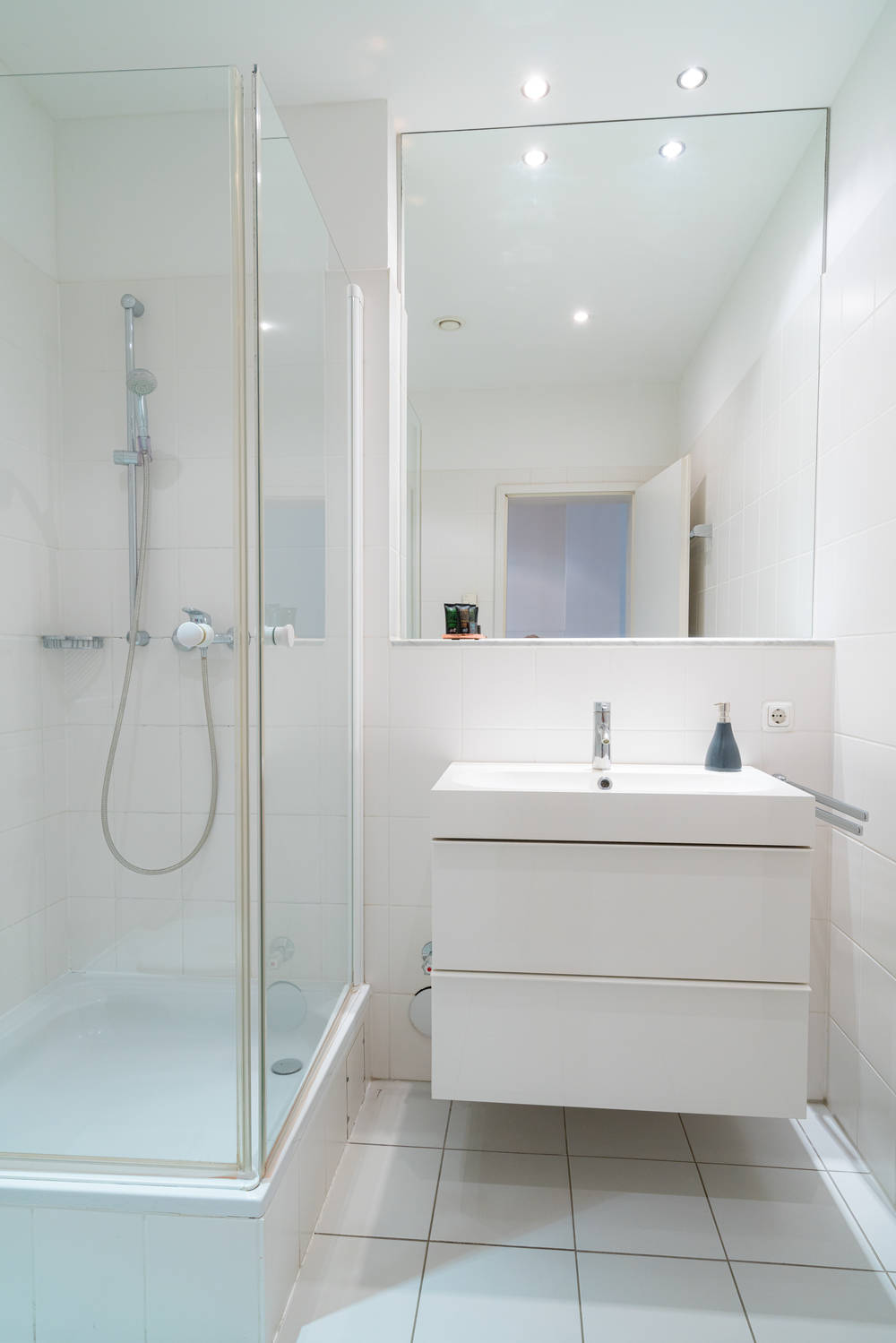 Thumb - Spacious and modernly furnished 1-bedroom flat for your temporary stay in Frankfurt close to the Old Opera num - 22