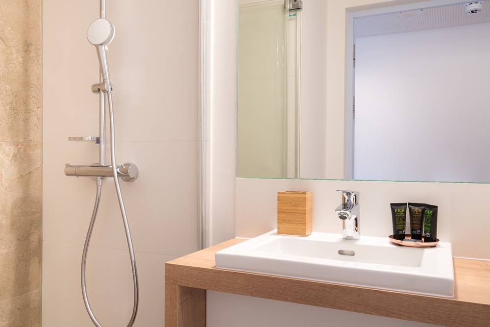 Thumb - Fashionable Biz Apartment with air conditioning, walk-in closet and private terrace num - 33