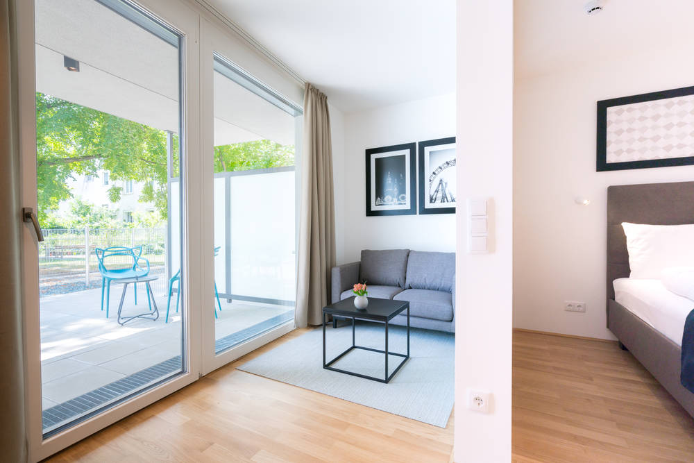 Thumb - Modern business apartment with bathtub, shower, air conditioning and garden