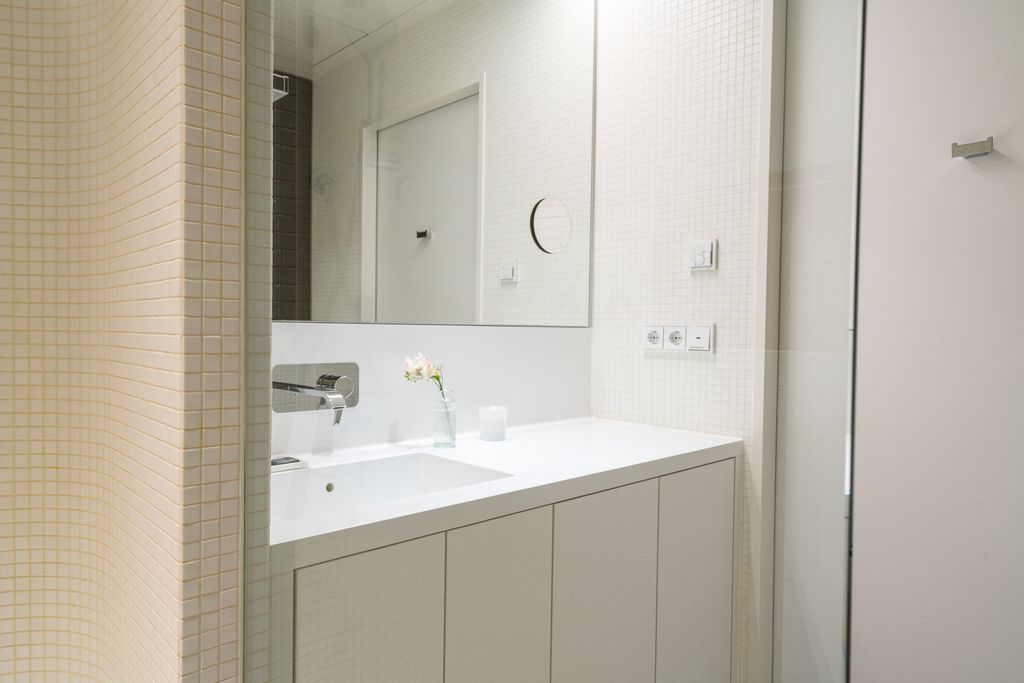 Thumb - Living with a View: Charming Accommodation on the 10th Floor of Philips Haus Vienna num - 91