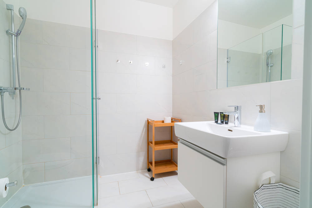 Thumb - Beautiful business apartment in best location near Belvedere. Park and many restaurants nearby. num - 17