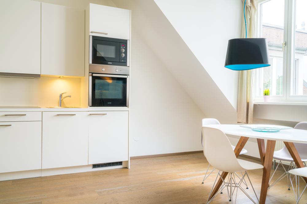 Thumb - Beautiful business apartment in best location near Belvedere. Park and many restaurants nearby. num - 3