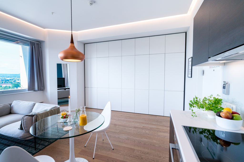 Thumb - Sky-High Serenity: Your Design Apartment in Vienna's Iconic Philips House num - 9