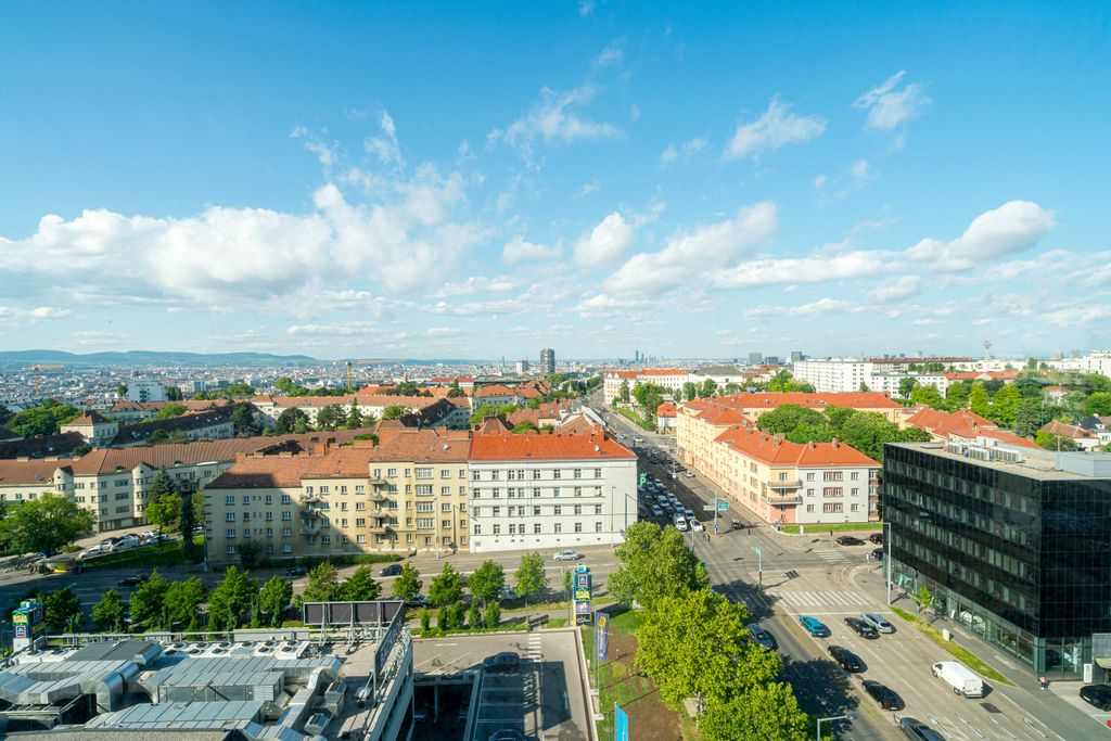 Thumb - Living with a View: Charming Accommodation on the 10th Floor of Philips Haus Vienna num - 18