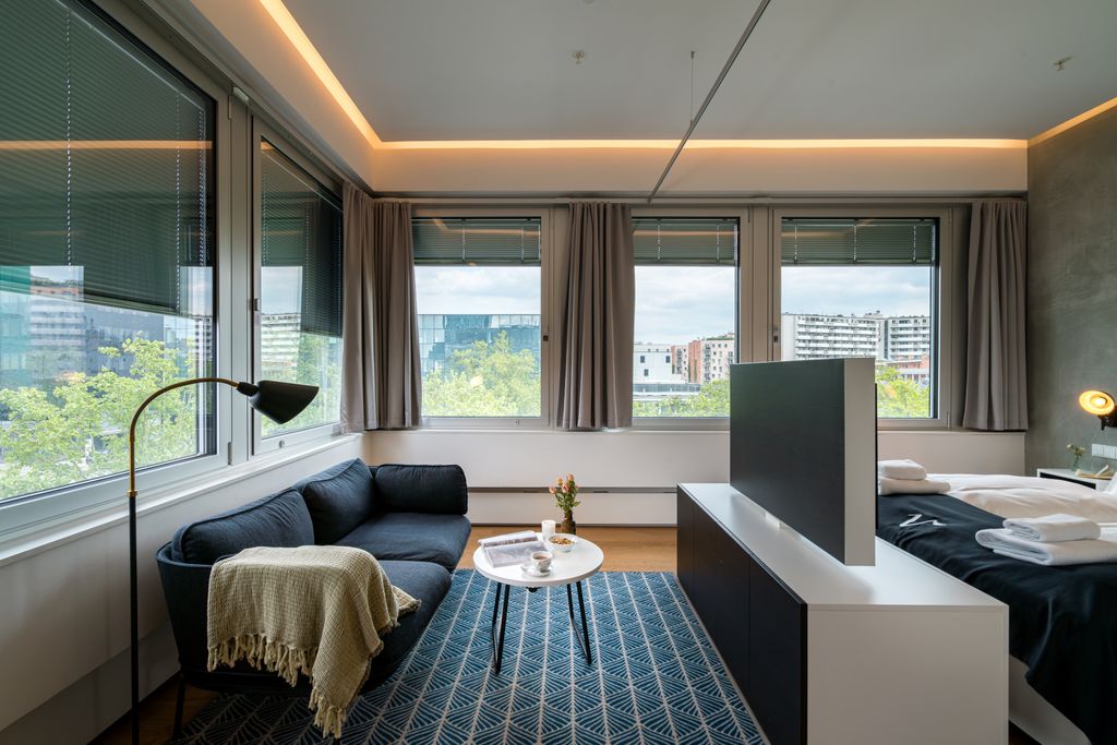 Thumb - Living with a View: Charming Accommodation on the 10th Floor of Philips Haus Vienna num - 22