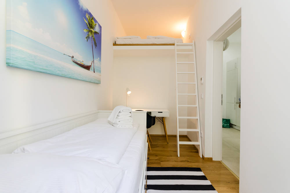 Thumb - Convenient Business Apartment in central location right on the first floor num - 12