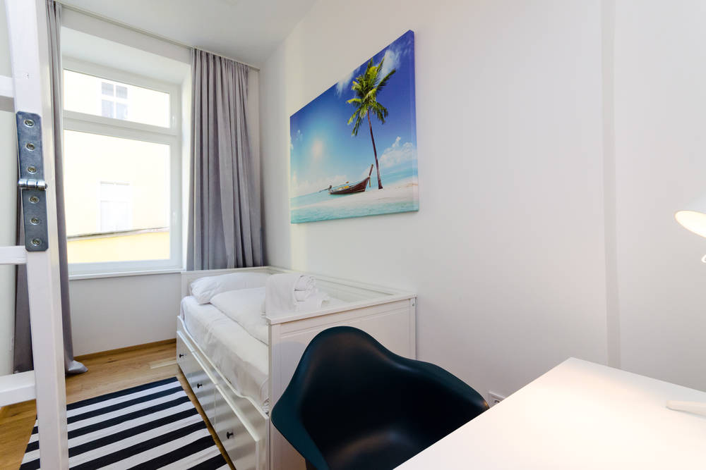 Thumb - Convenient Business Apartment in central location right on the first floor num - 13