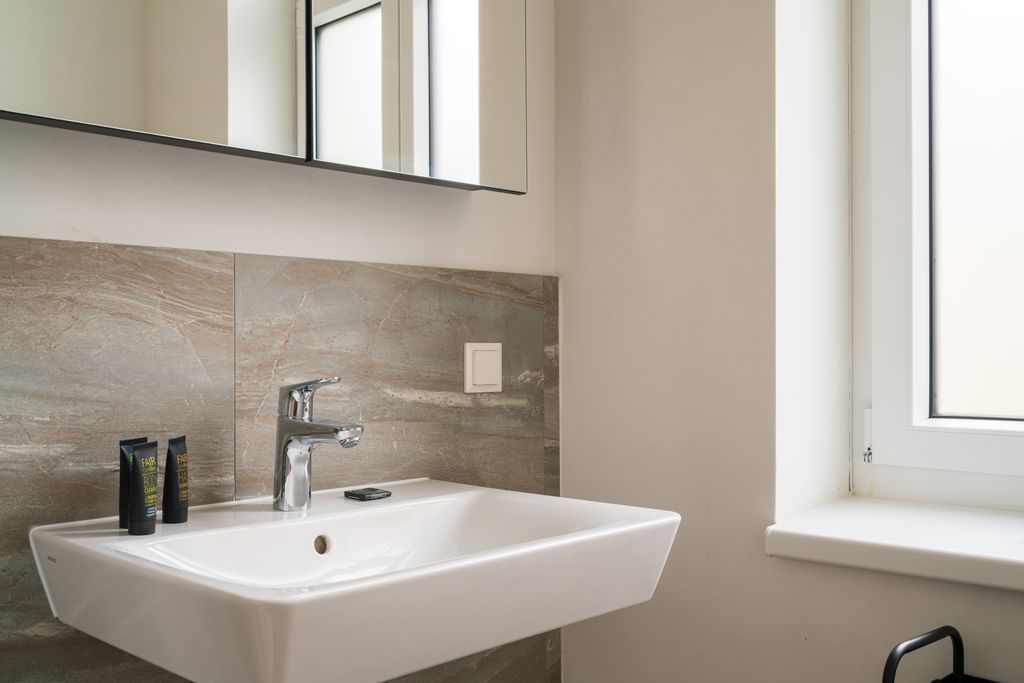 Thumb - Versatile Viennese Altbau Apartment nearby the Vienna Exhibition Center with Space for Four num - 24