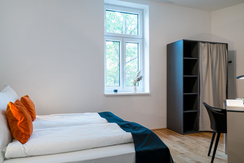 Thumb - Versatile Viennese Altbau Apartment nearby the Vienna Exhibition Center with Space for Four num - 18