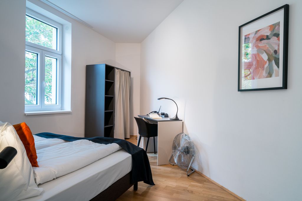 Thumb - Versatile Viennese Altbau Apartment nearby the Vienna Exhibition Center with Space for Four num - 17