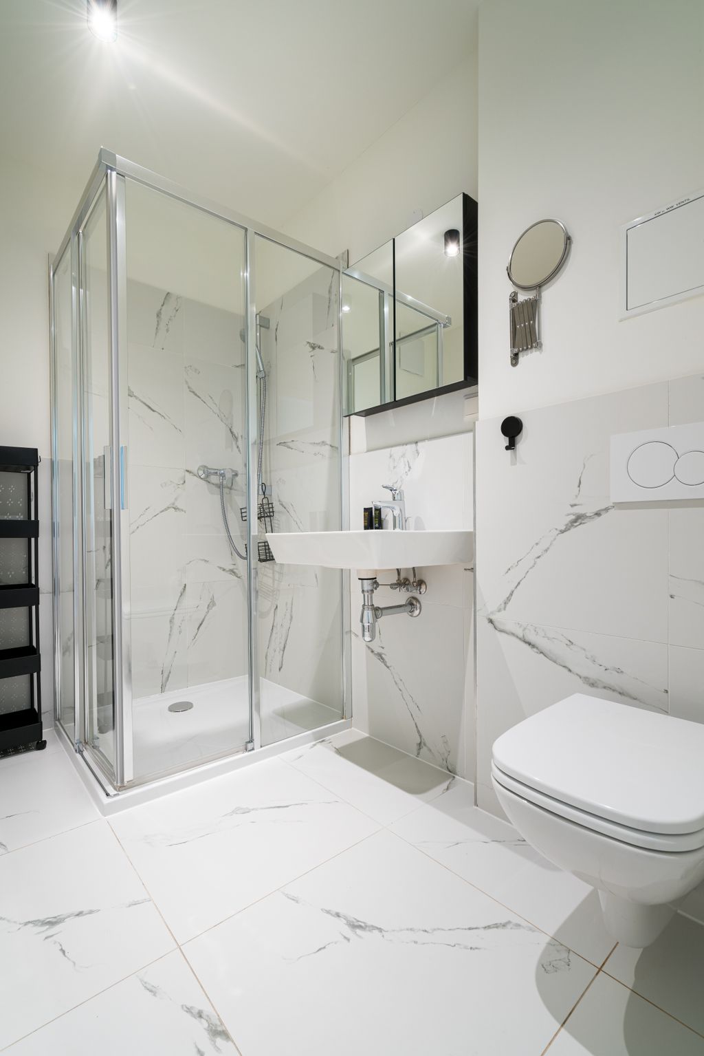 Thumb - Versatile Viennese Altbau Apartment nearby the Vienna Exhibition Center with Space for Four num - 17