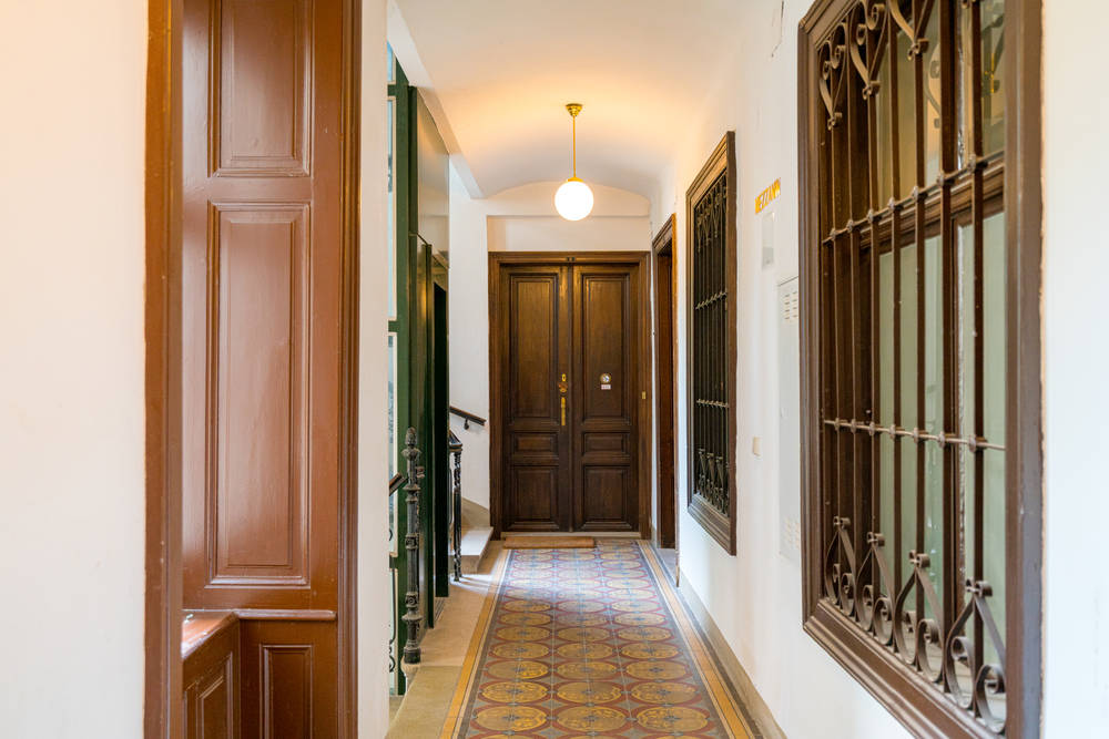 Thumb - 2-bedroom apartment in a lovely historic building nearby the famous Rochusmarkt num - 19