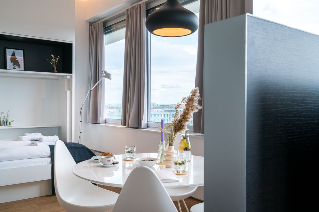 Thumb - Viennese retreat measuring 46m² in the historic Philips Haus right next to the Wienerberg recreation area num - 19