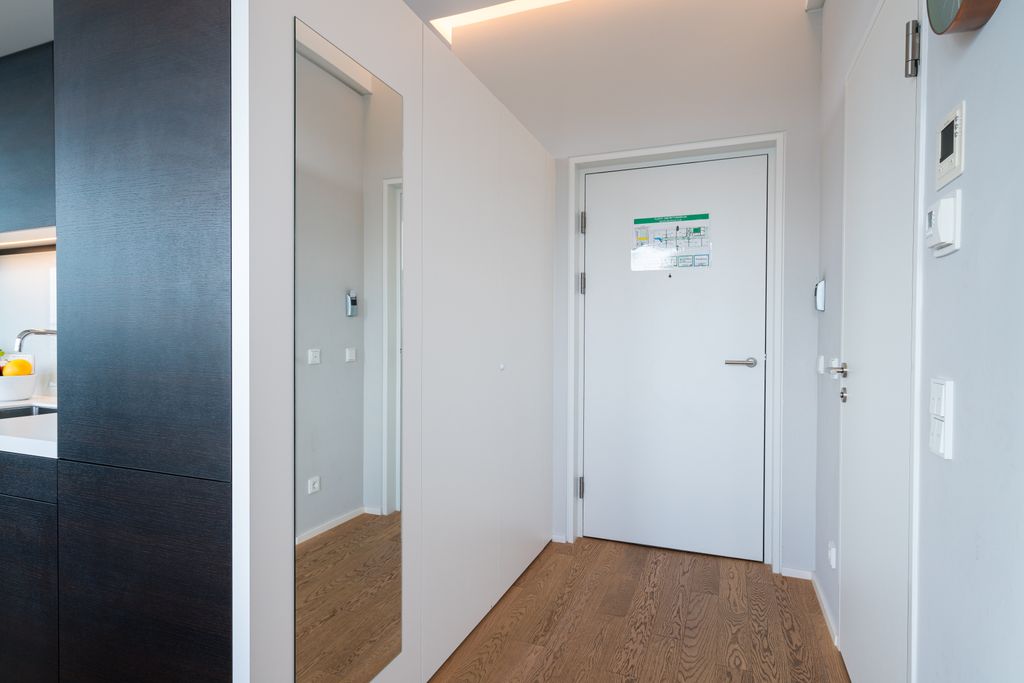 Thumb - Viennese retreat measuring 46m² in the historic Philips Haus right next to the Wienerberg recreation area num - 31