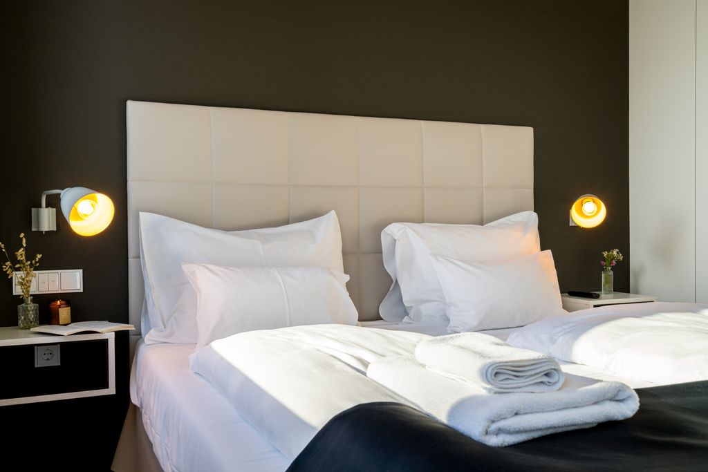 Thumb - Viennese retreat measuring 46m² in the historic Philips Haus right next to the Wienerberg recreation area num - 14