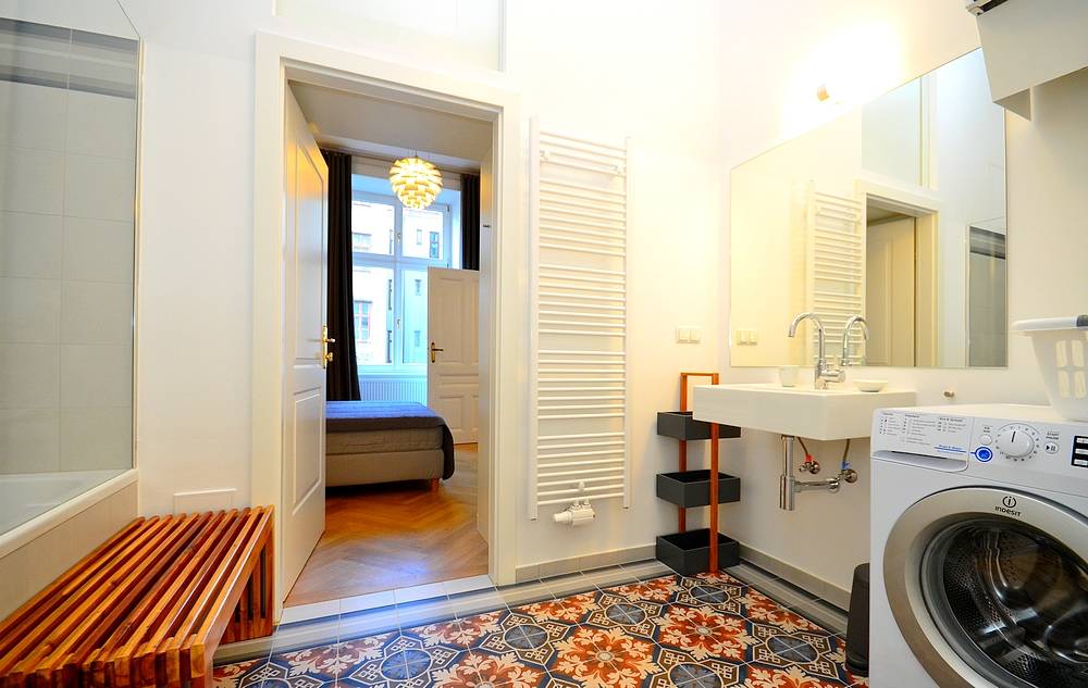 Thumb - 2-bedroom apartment in a lovely historic building nearby the famous Rochusmarkt num - 11