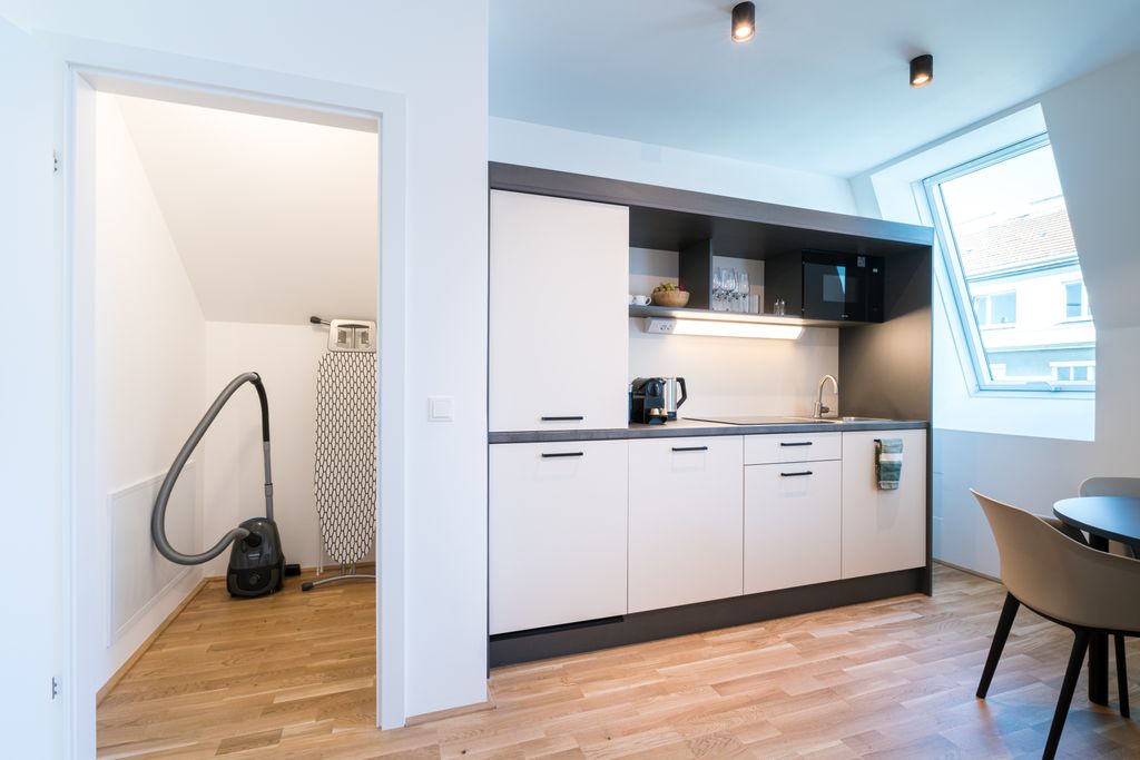 Thumb - Spacious 2-Bedroom Retreat in Tranquil  Alleyway right in the Beautiful 2nd District of Vienna num - 17