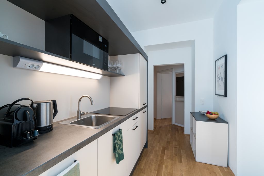 Thumb - Spacious 2-Bedroom Retreat in Tranquil  Alleyway right in the Beautiful 2nd District of Vienna num - 13