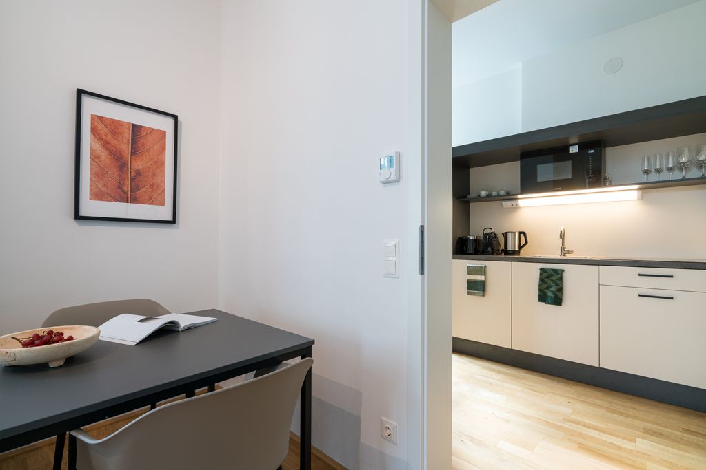 Thumb - Spacious 2-Bedroom Retreat in Tranquil  Alleyway right in the Beautiful 2nd District of Vienna num - 11