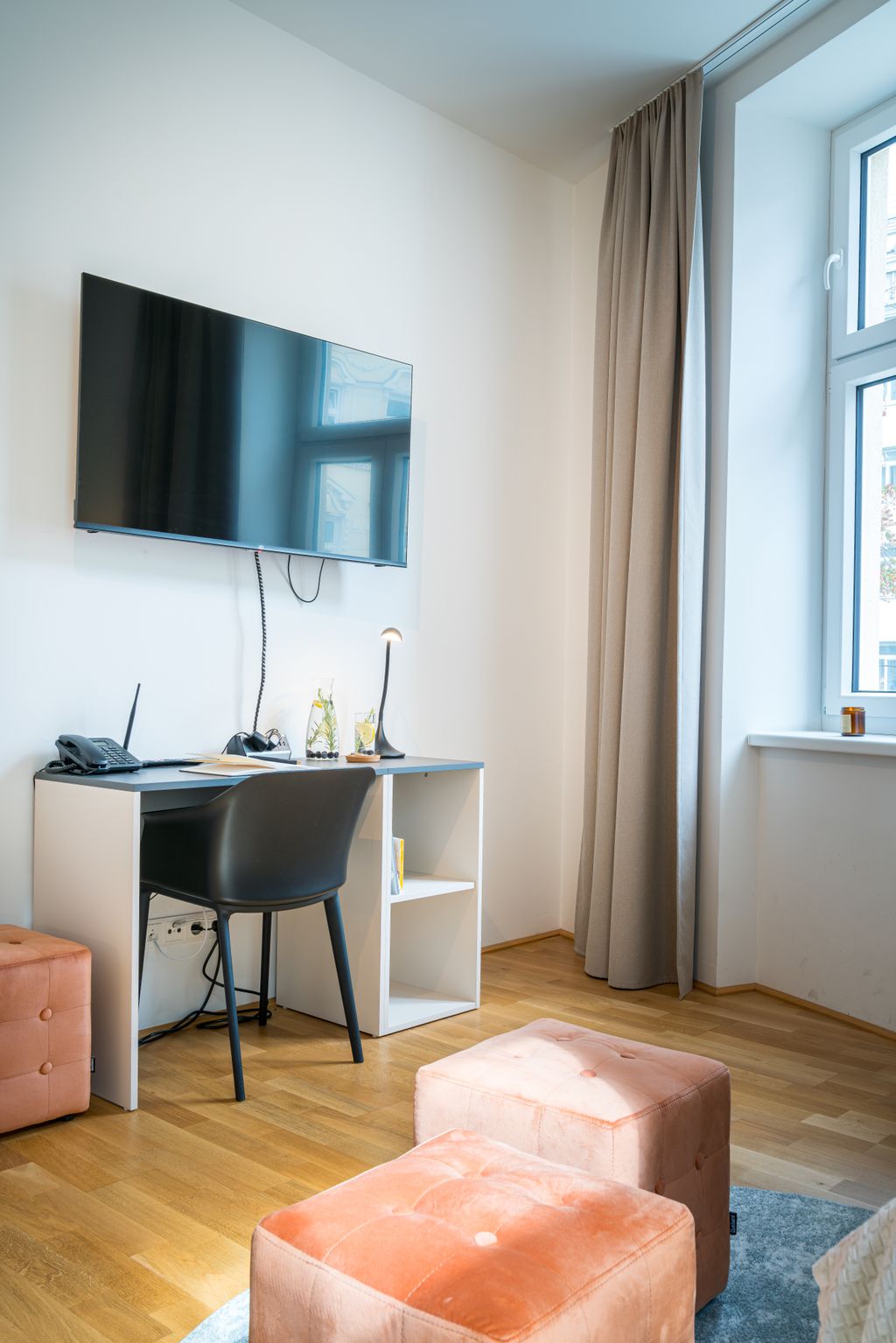 Thumb - Spacious 2-Bedroom Retreat in Tranquil  Alleyway right in the Beautiful 2nd District of Vienna num - 4