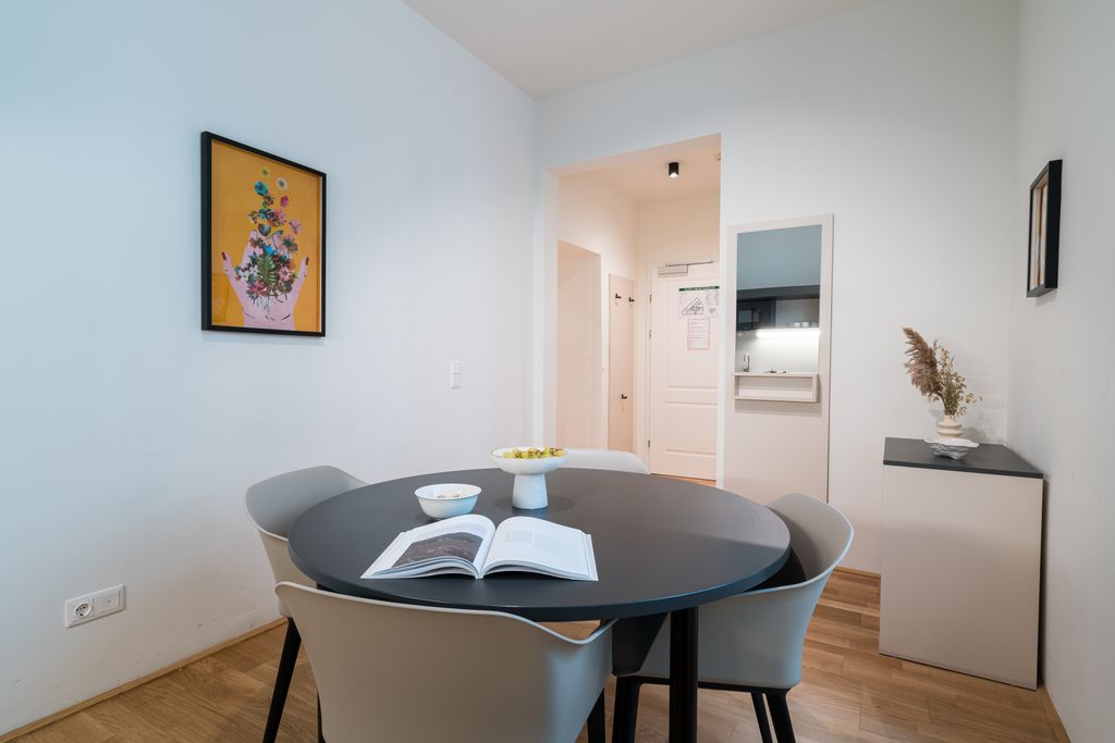 Thumb - Elegant apartment in an old building in Vienna - freshly renovated and furnished to a high standard num - 5