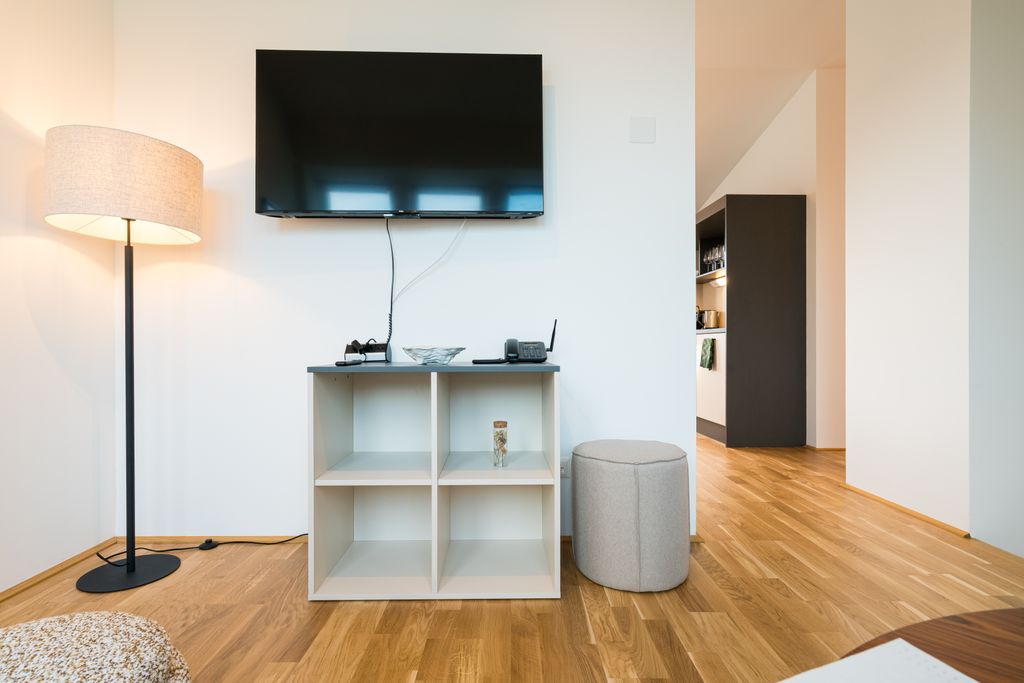 Thumb - Opulent Viennese Penthouse with Stunning City Views and space for 8 people - Near Messe Wien num - 32