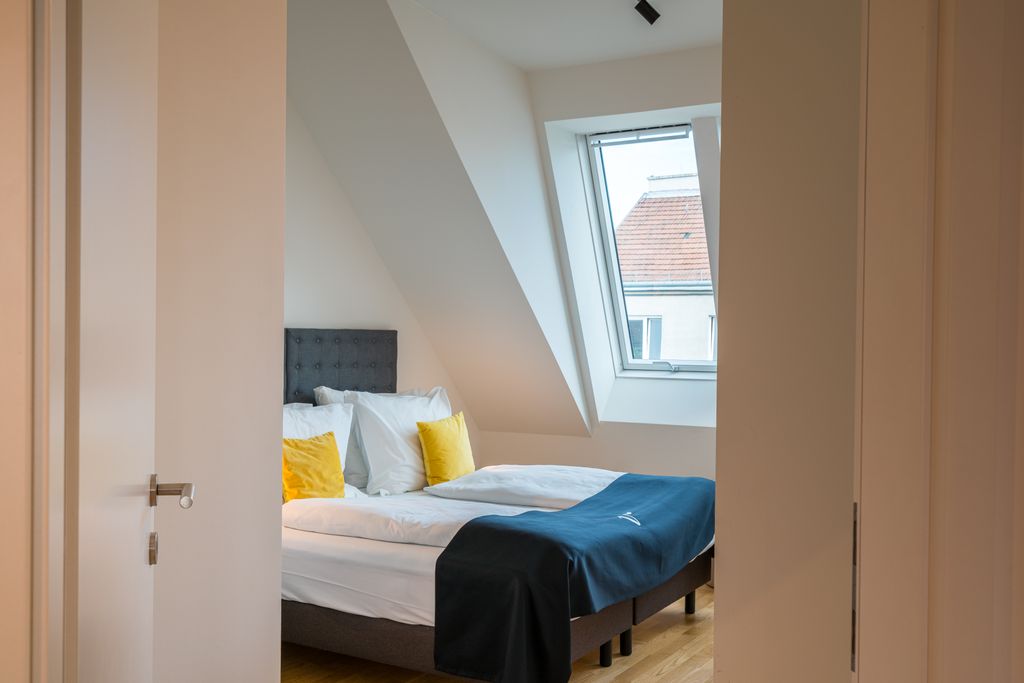 Thumb - Opulent Viennese Penthouse with Stunning City Views and space for 8 people - Near Messe Wien num - 17